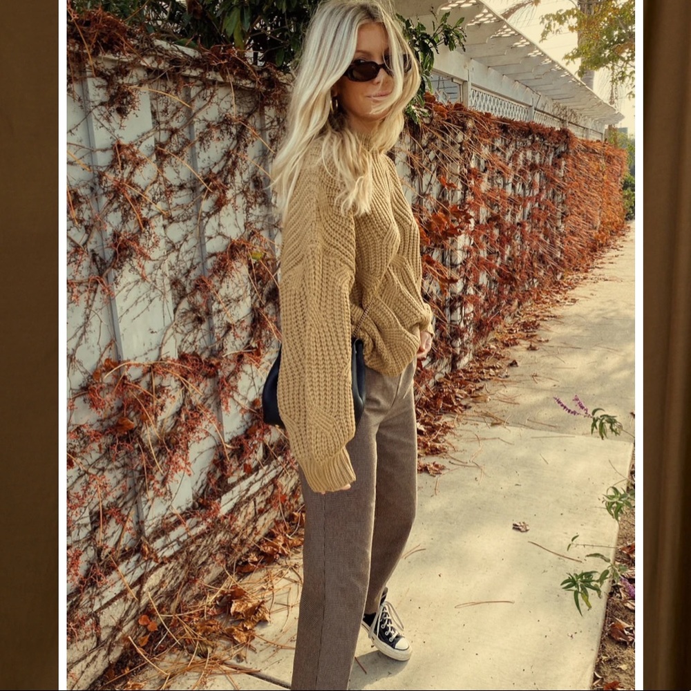 JANA BEIGE OVERSIZED SWEATER